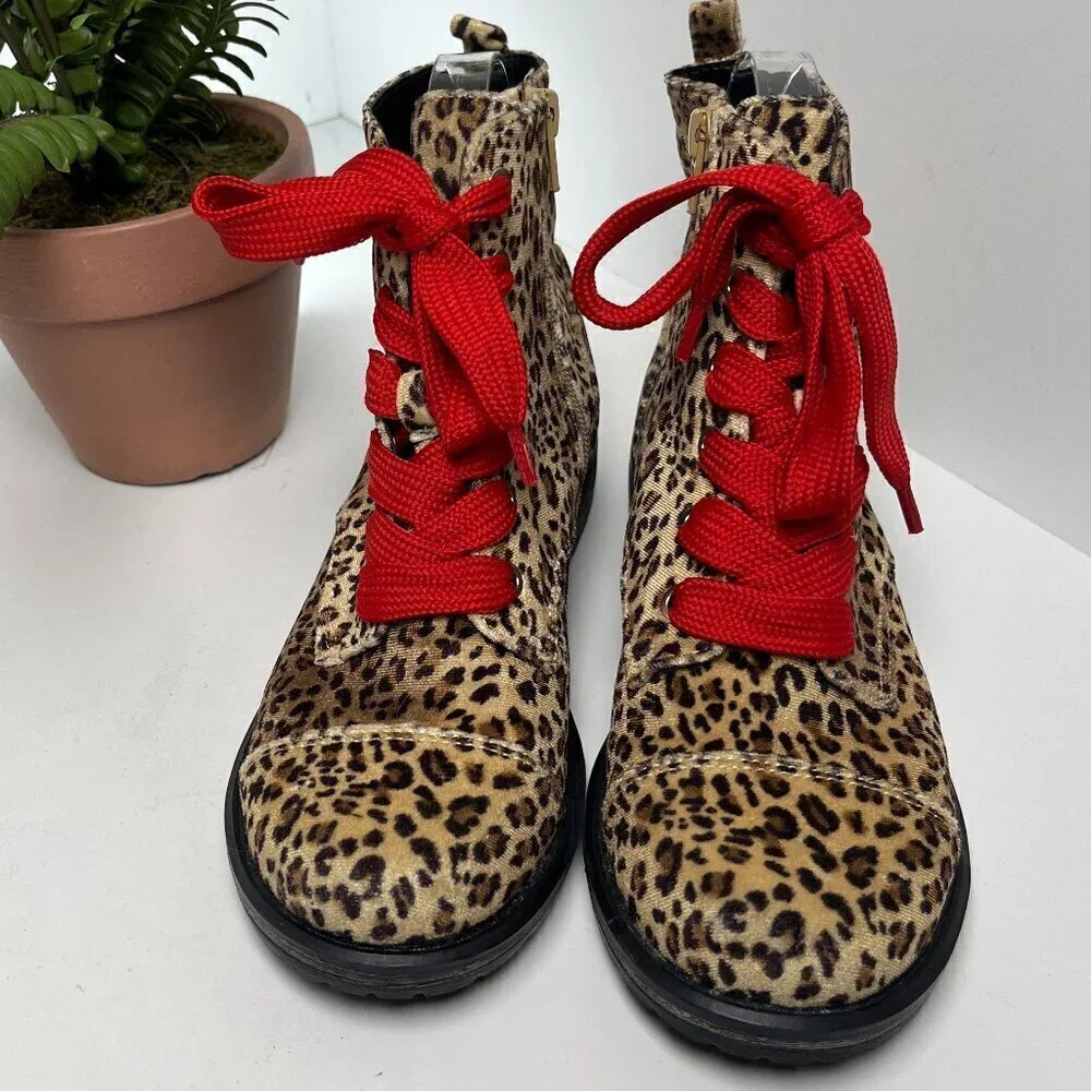 Dolce Vita Sophie Girl Leopardess Tan‎ Leopard Print Red with shoestrings Size 4